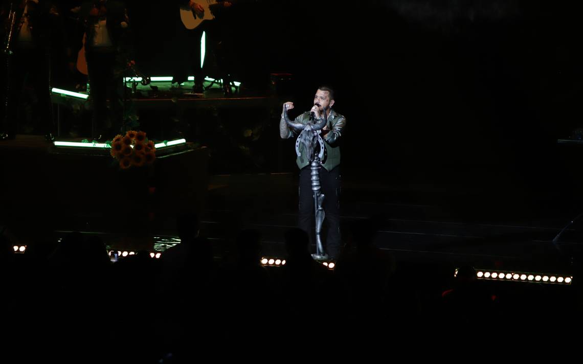 Christian Nodal Se Adue A Del Auditorio Telmex El Occidental En Jalisco