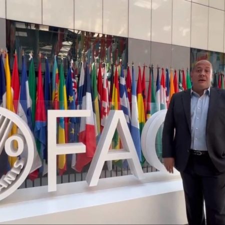 Alfaro firma convenio de colaboración con la FAO – El Occidental