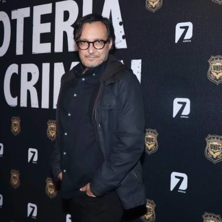 Carlos Carrera enfrenta el reto de llevar el thriller de Lotería del crimen a televisión – El Occidental