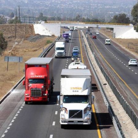 La realidad en las carreteras, delincuentes ahora roban mercancía y dejan los camiones – El Occidental