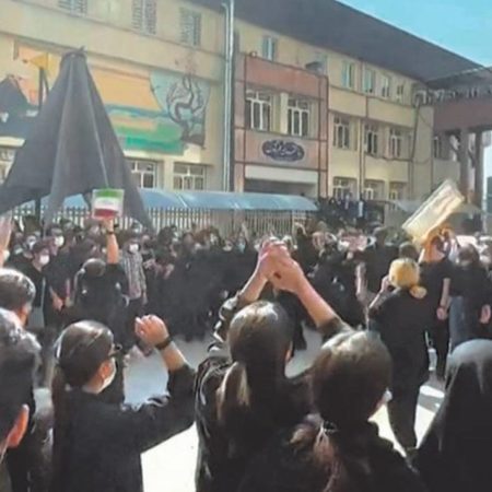Marchas en Irán auguran el principio del fin – El Occidental