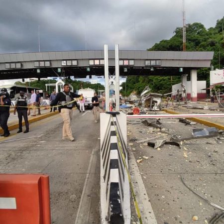 Tráiler se estrella contra caseta La Venta en autopista México-Acapulco – El Occidental