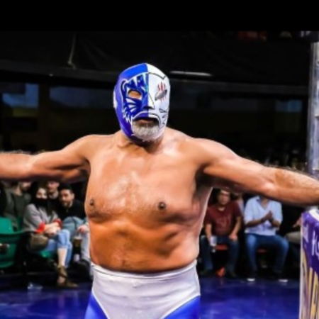 Video: Blue Panther se desvanece en el ring en medio de la lucha – El Occidental