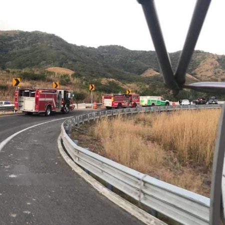 Autopista Jala-Compostela: Fuerte choque deja saldo de 15 muertos y 24 heridos – El Occidental