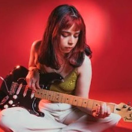 Con solo 22 años, Bratty es la única mexicana en el Festival de Coachella – El Occidental