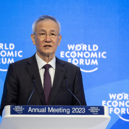 Foro Davos: China, preocupada por países emergentes que sufrirían ante alza de tasas – El Occidental