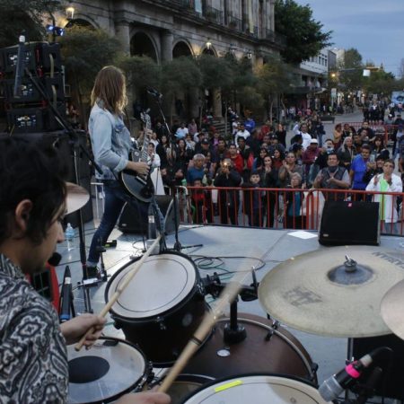 Tapatíos disfrutaron de un concierto con bandas de rock que apenas inician – El Occidental