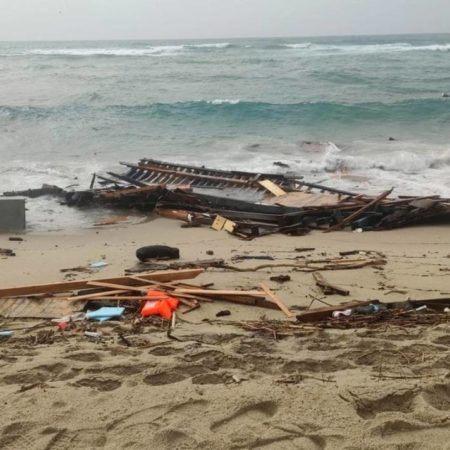 Al menos 58 muertos tras naufragio al sur de Italia; entre las víctimas hay niños – El Occidental