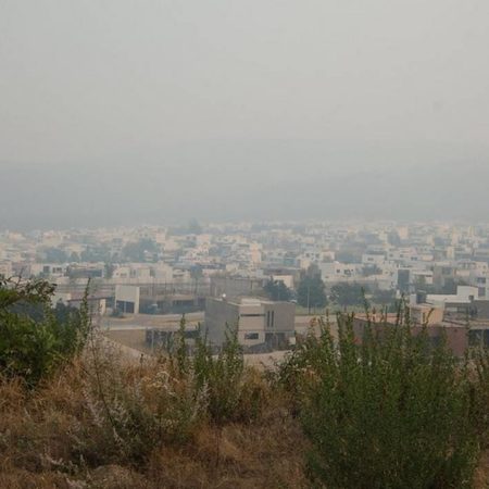 Bosque de la Primavera: Suspenden clases debido a la mala calidad del aire provocada por el incendio – El Occidental