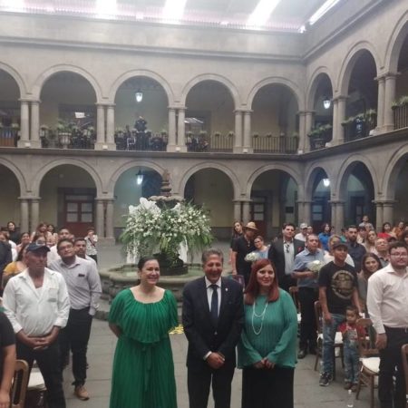 Zapopan entrega actas de matrimonio en ceremonia colectiva – El Occidental