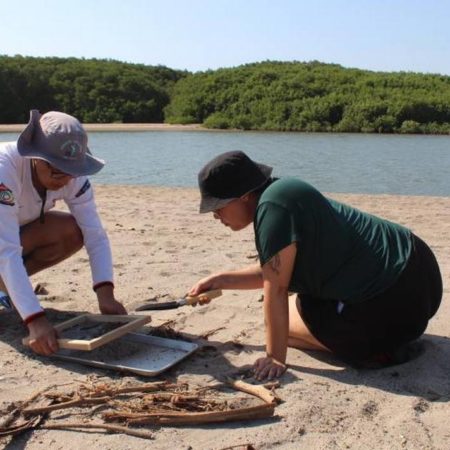 Visitantes de playas conviven con gran cantidad de plásticos en Puerto Vallarta – El Occidental