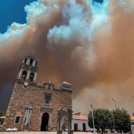 Atemajac de Brizuela: Sigue fuera de control el incendio forestal; es el más fuerte en la historia del municipio – El Occidental