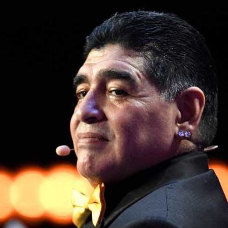 Maradona: hackean su cuenta de Facebook y dejan extraños mensajes – El Occidental